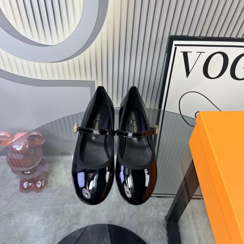 Louis Vuitton Flat Shoes